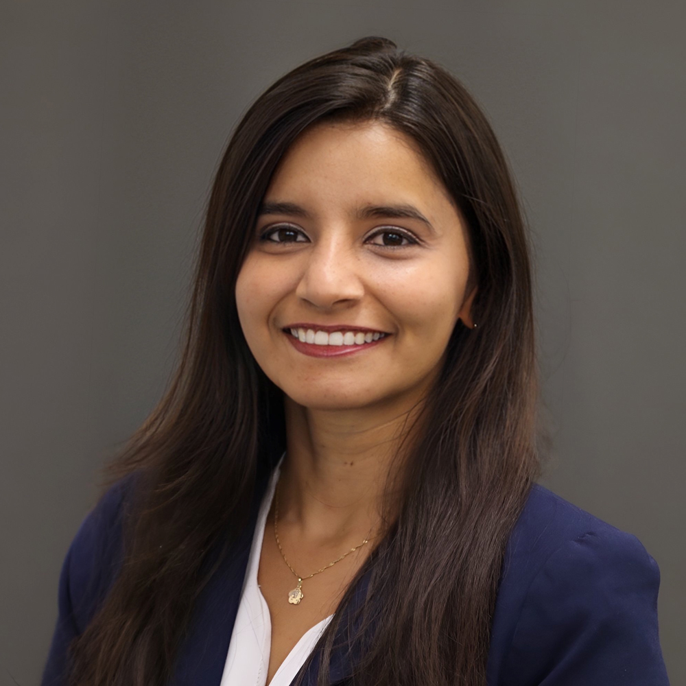 Example of a headshot that meets all the criteria. 