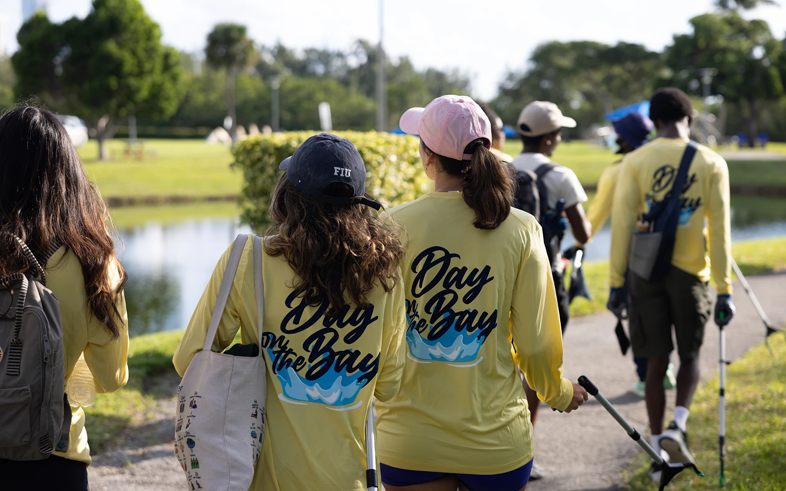 FIU students at Biscayne Bay