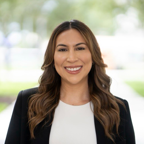 Maria Rives Headshot